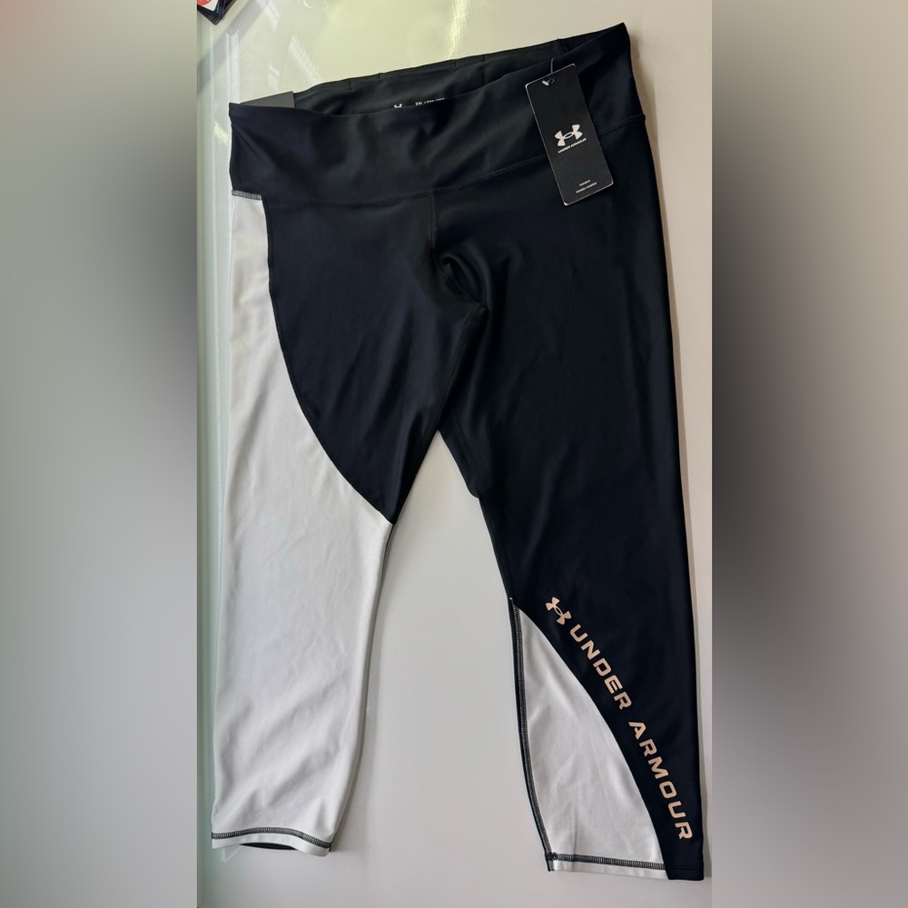 Under Armour 2XL Cropped Compression Leggings